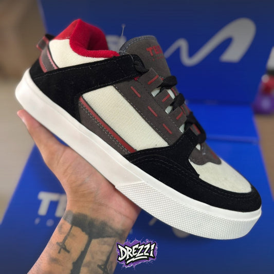 Tênis Tesla Footwear