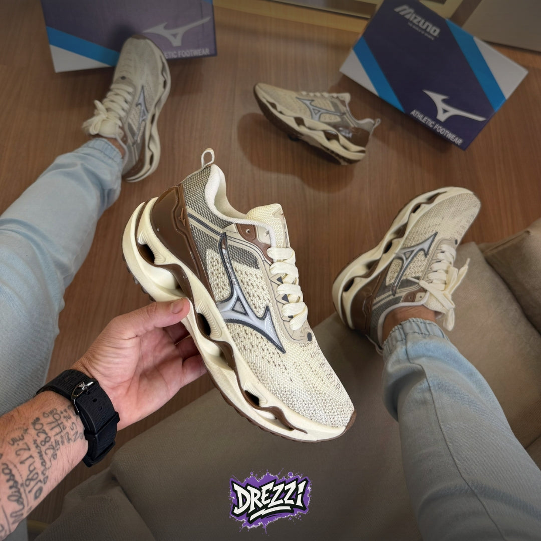 Mizuno Wave Stratos 3