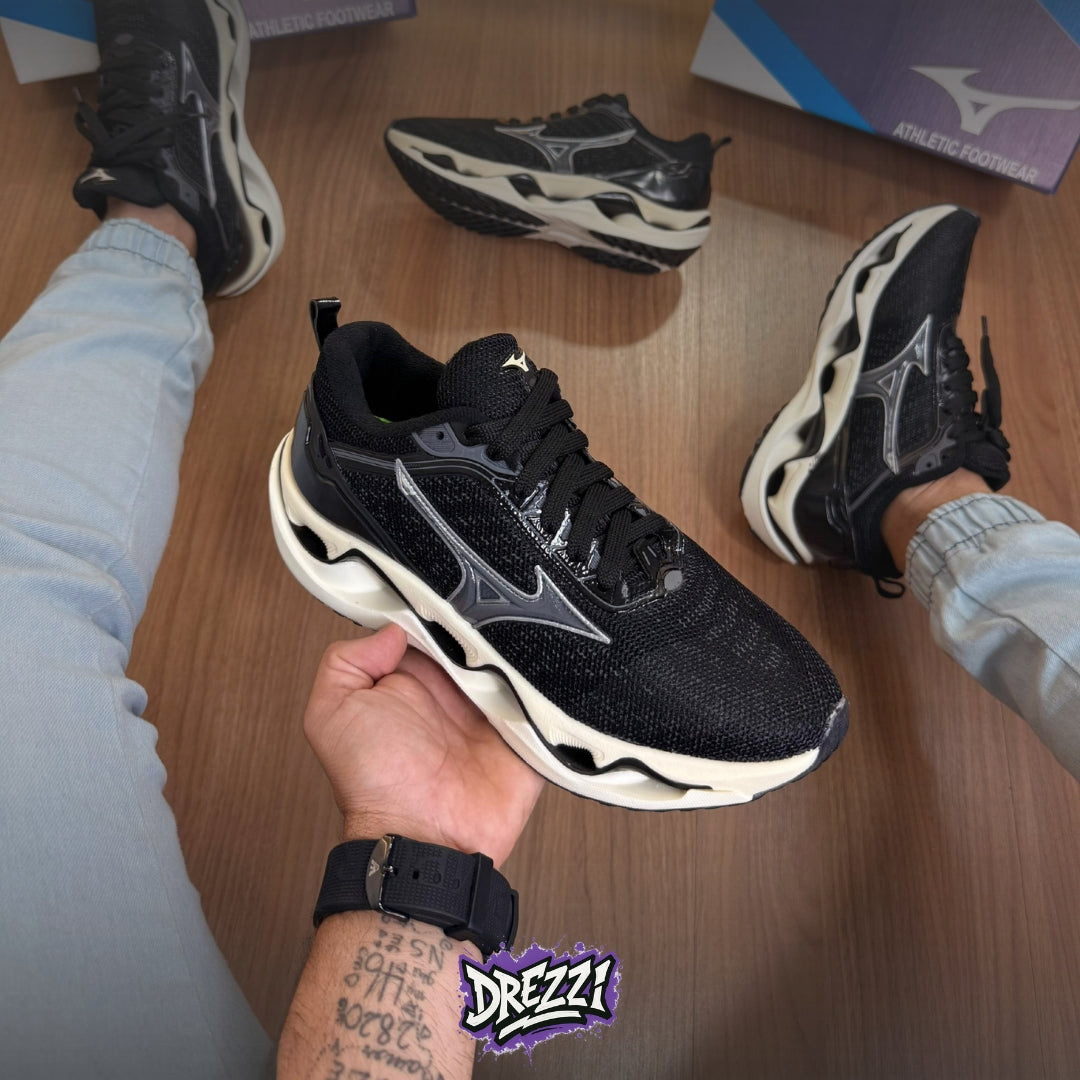 Mizuno Wave Stratos 3